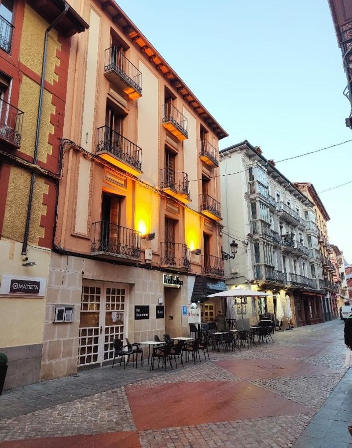 Hotel Acebo Plaza Mayor Хака Екстер'єр фото