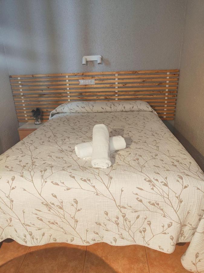 Hotel Acebo Plaza Mayor Хака Екстер'єр фото