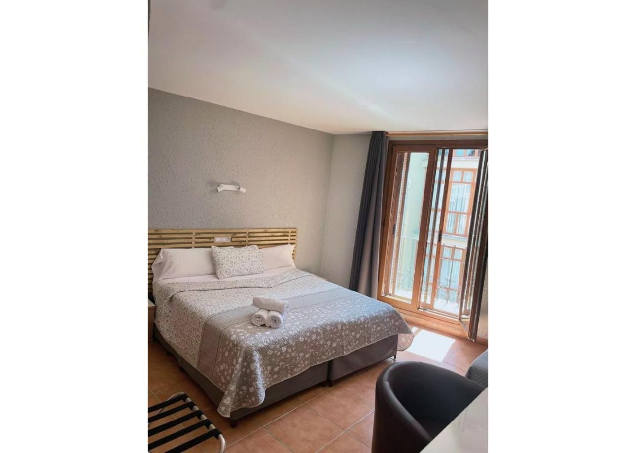 Hotel Acebo Plaza Mayor Хака Екстер'єр фото